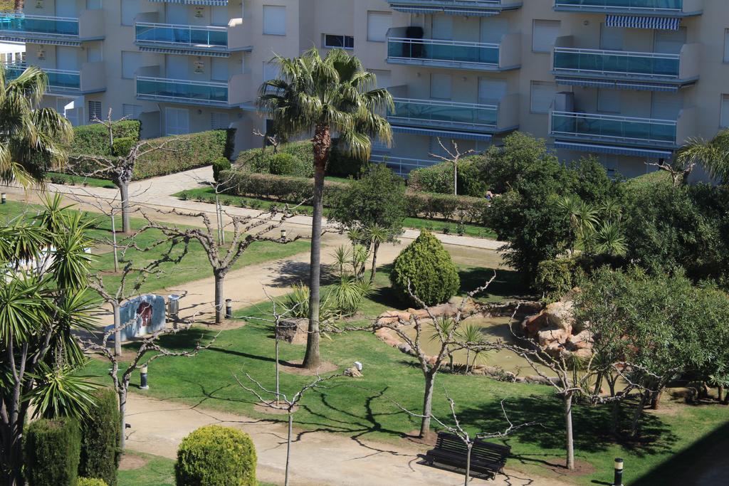 Los Juncos De Pineda Park Salou Bagian luar foto