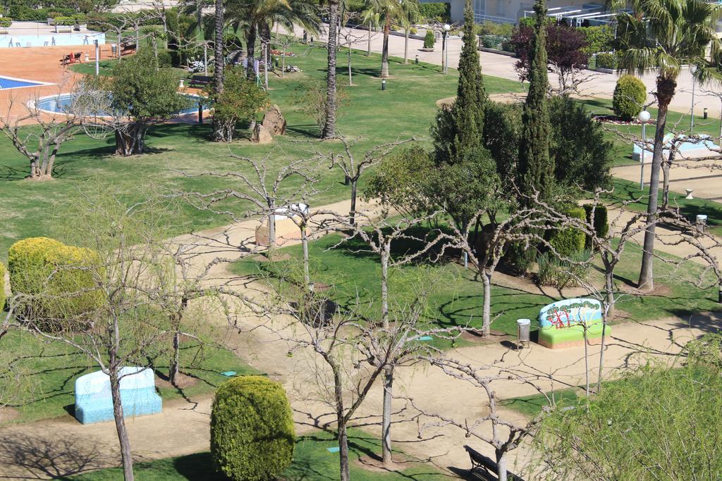 Los Juncos De Pineda Park Salou Bagian luar foto