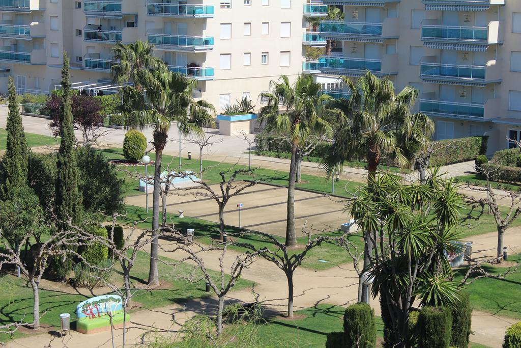 Los Juncos De Pineda Park Salou Bagian luar foto