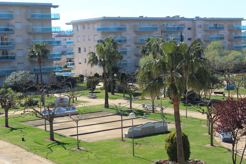 Los Juncos De Pineda Park Salou Bagian luar foto
