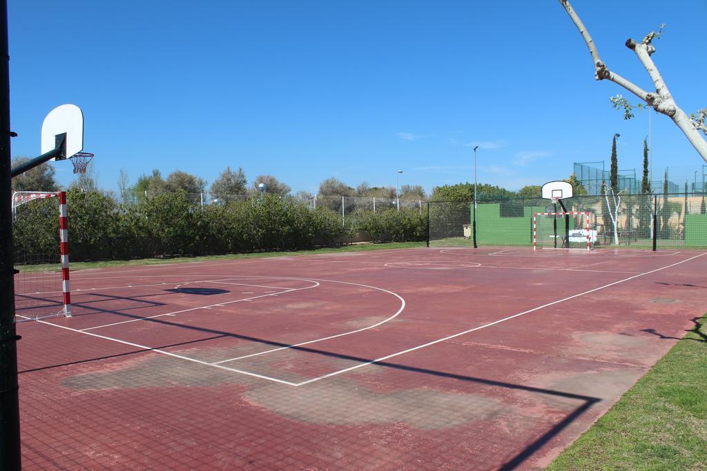 Los Juncos De Pineda Park Salou Bagian luar foto