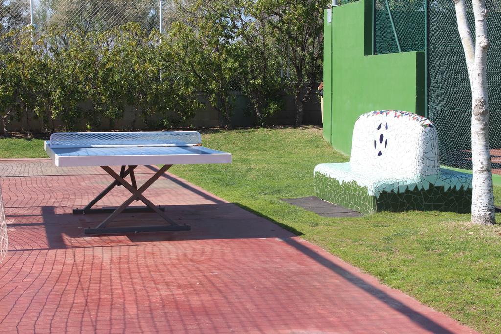 Los Juncos De Pineda Park Salou Bagian luar foto
