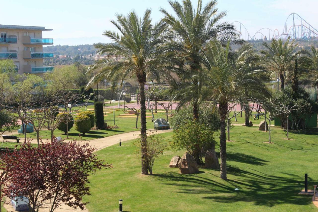Los Juncos De Pineda Park Salou Bagian luar foto